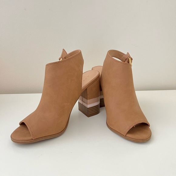 Apt 9 Women’s Heels size 7 - Picture 2 of 4